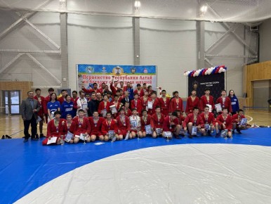 Андрей Турчак: 150 спортсменов приняли участие в Первенстве Республики по боевому самбо Памяти подвига 6-й роты