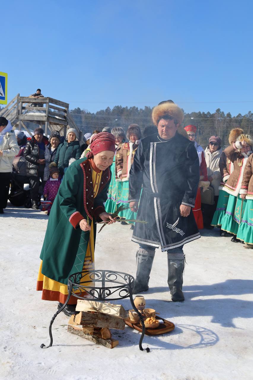 Сегодня, 21 марта, в селе Тулой Турочакского района прошли народные гуляния, посвященные празднику Јылгайак Сегодня, 21 марта, в селе Тулой Турочакского района прошли народные гуляния, посвященные празднику Јылгайак