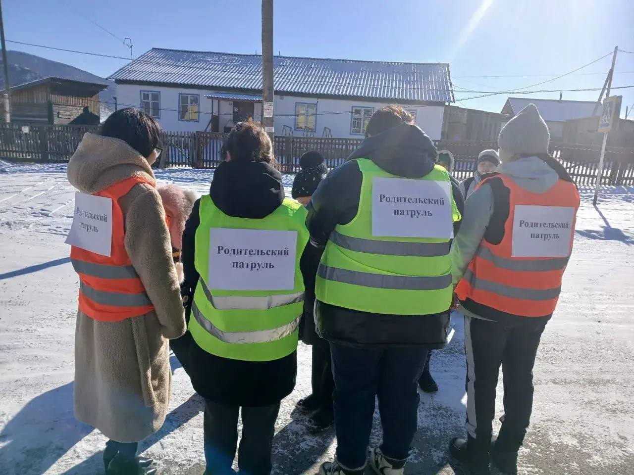 Профилактическая акция «Дети, пешеходы» прошла в Еловской школе Профилактическая акция «Дети, пешеходы» прошла в Еловской школе