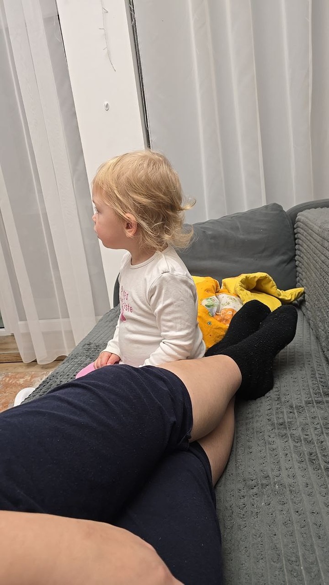 Ужин в компании: картошка и чевапчичи под вечернюю симфонию