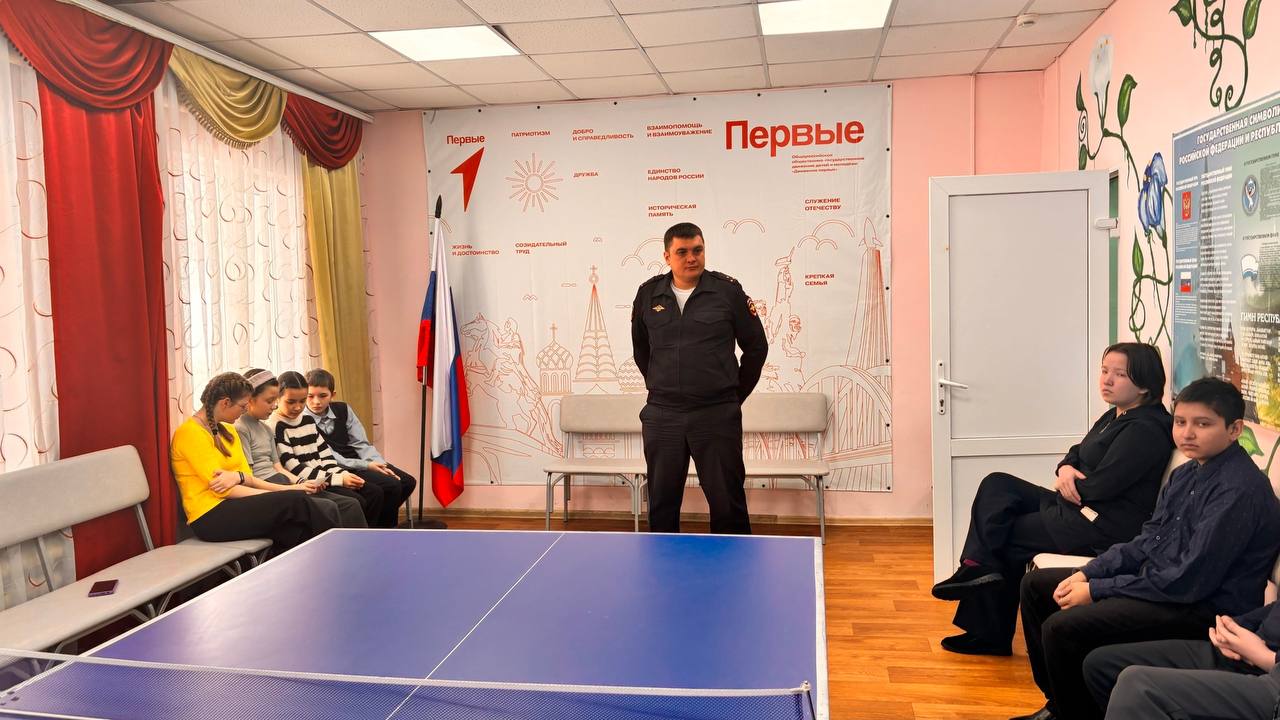 В Карасукской школе прошло профилактическое мероприятие «У ПДД каникул нет» В Карасукской школе прошло профилактическое мероприятие «У ПДД каникул нет»