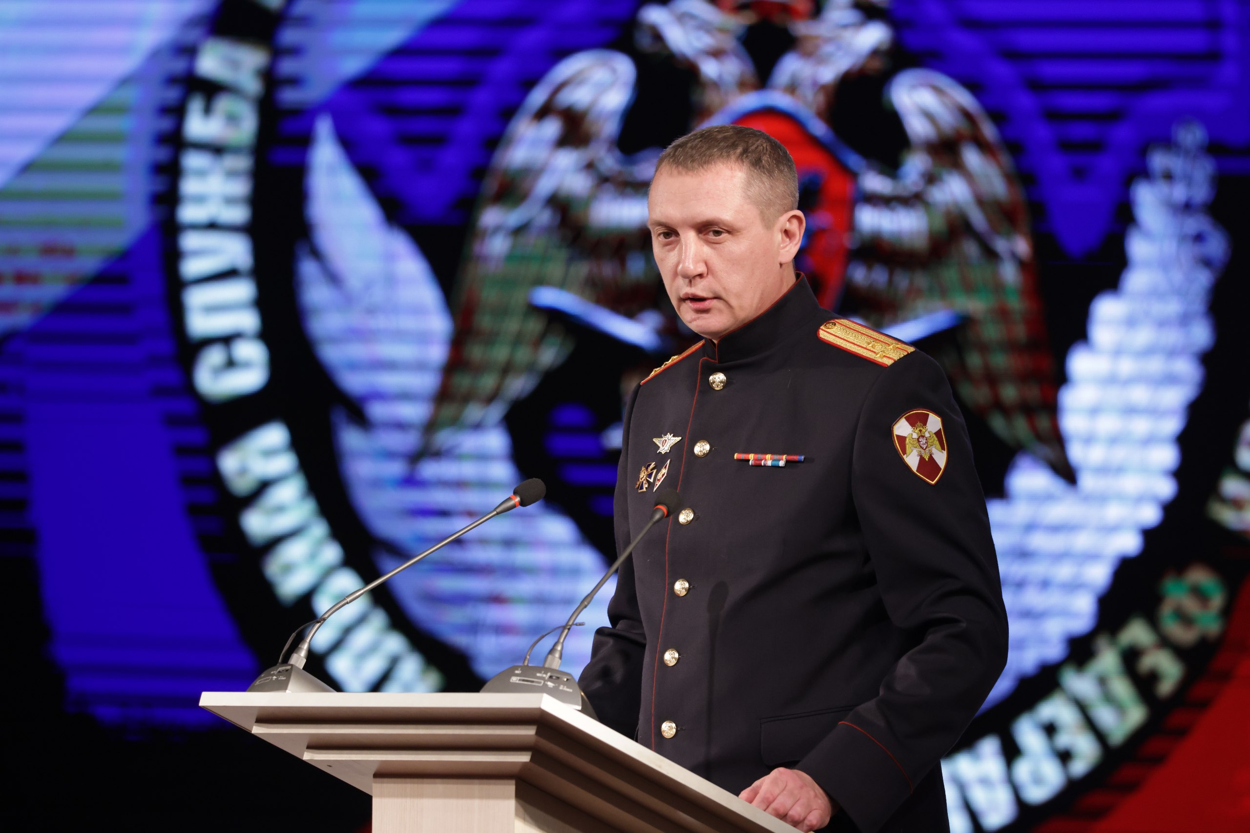 26 марта в Национальном театре им. П.В. Кучияк состоялось торжественное собрание, посвященное 10-летию войск национальной гвардии РФ и 215-й годовщине образования войск правопорядка 26 марта в Национальном театре им. П.В. Кучияк состоялось торжественное собрание, посвященное 10-летию войск национальной гвардии РФ и 215-й годовщине образования войск правопорядка