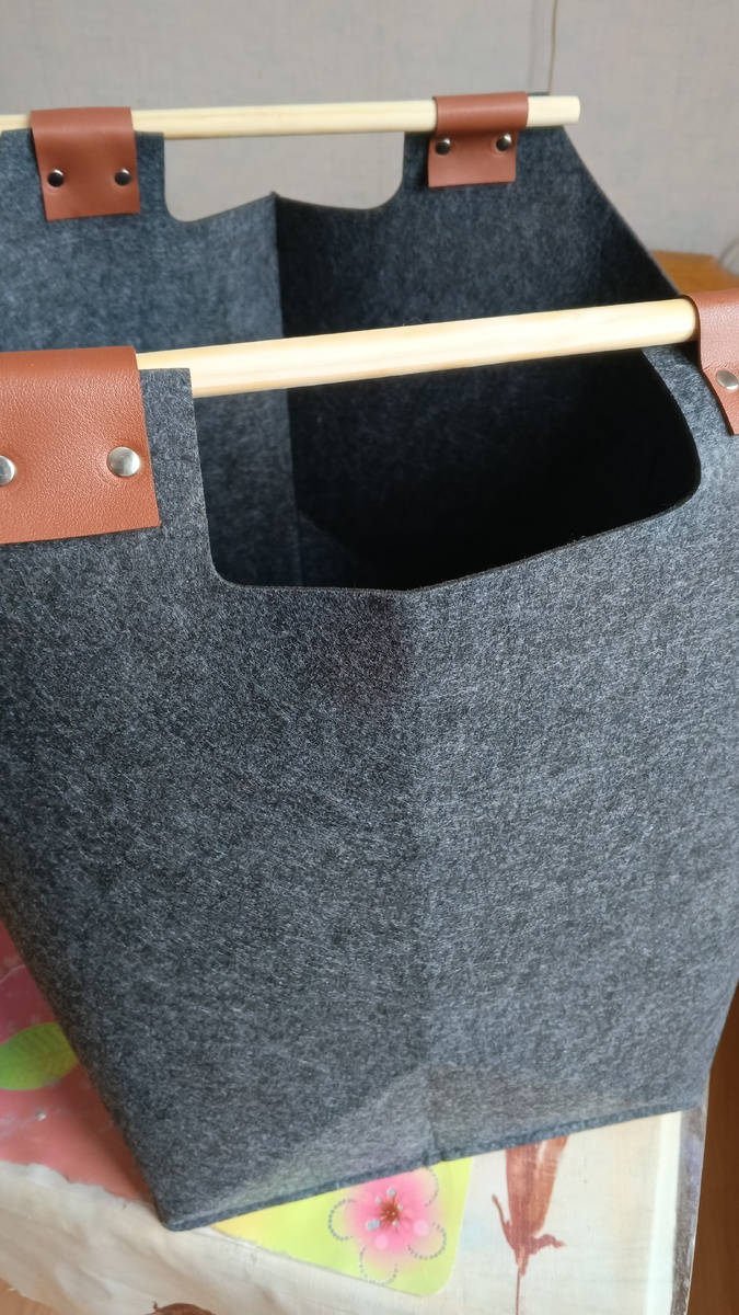 Удобное решение для дачи: дровница, которая стала настоящей находкой