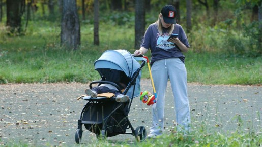 Государство предлагает новые пособия для одиноких родителей