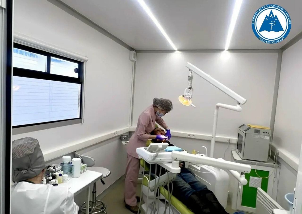 Передвижной стоматологический комплекс Кош-Агачской районной больницы работает в селе Беляши