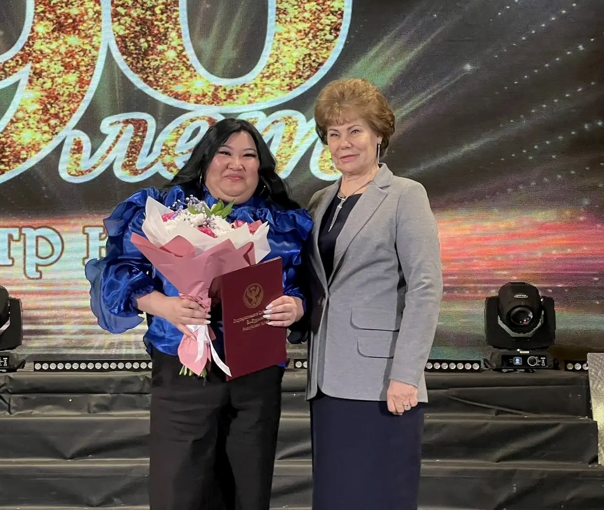 Майминский Центр культуры отметил 90-летие со дня основания Майминский Центр культуры отметил 90-летие со дня основания