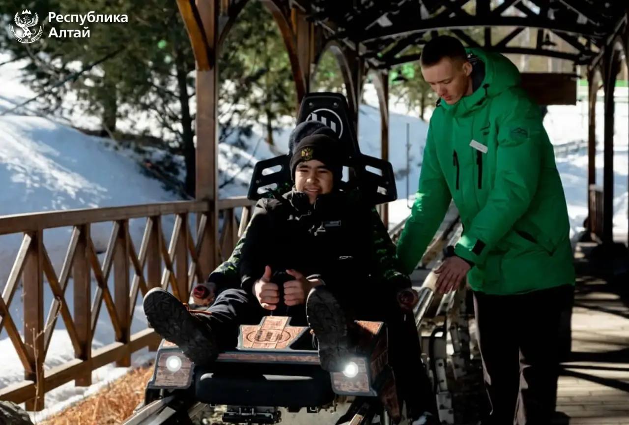 Всесезонный курорт Сбера «Манжерок» вновь провел экскурсию для 60 учеников из Майминского района и коррекционной школы-интерната Всесезонный курорт Сбера «Манжерок» вновь провел экскурсию для 60 учеников из Майминского района и коррекционной школы-интерната