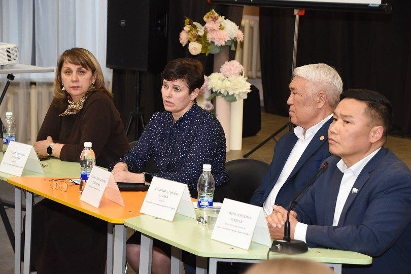 На этой неделе в Горно-Алтайске начались ежегодные сходы граждан На этой неделе в Горно-Алтайске начались ежегодные сходы граждан