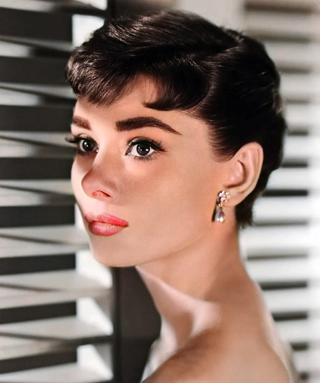 Секреты кухни Одри Хепбёрн: простота, шоколад и уют