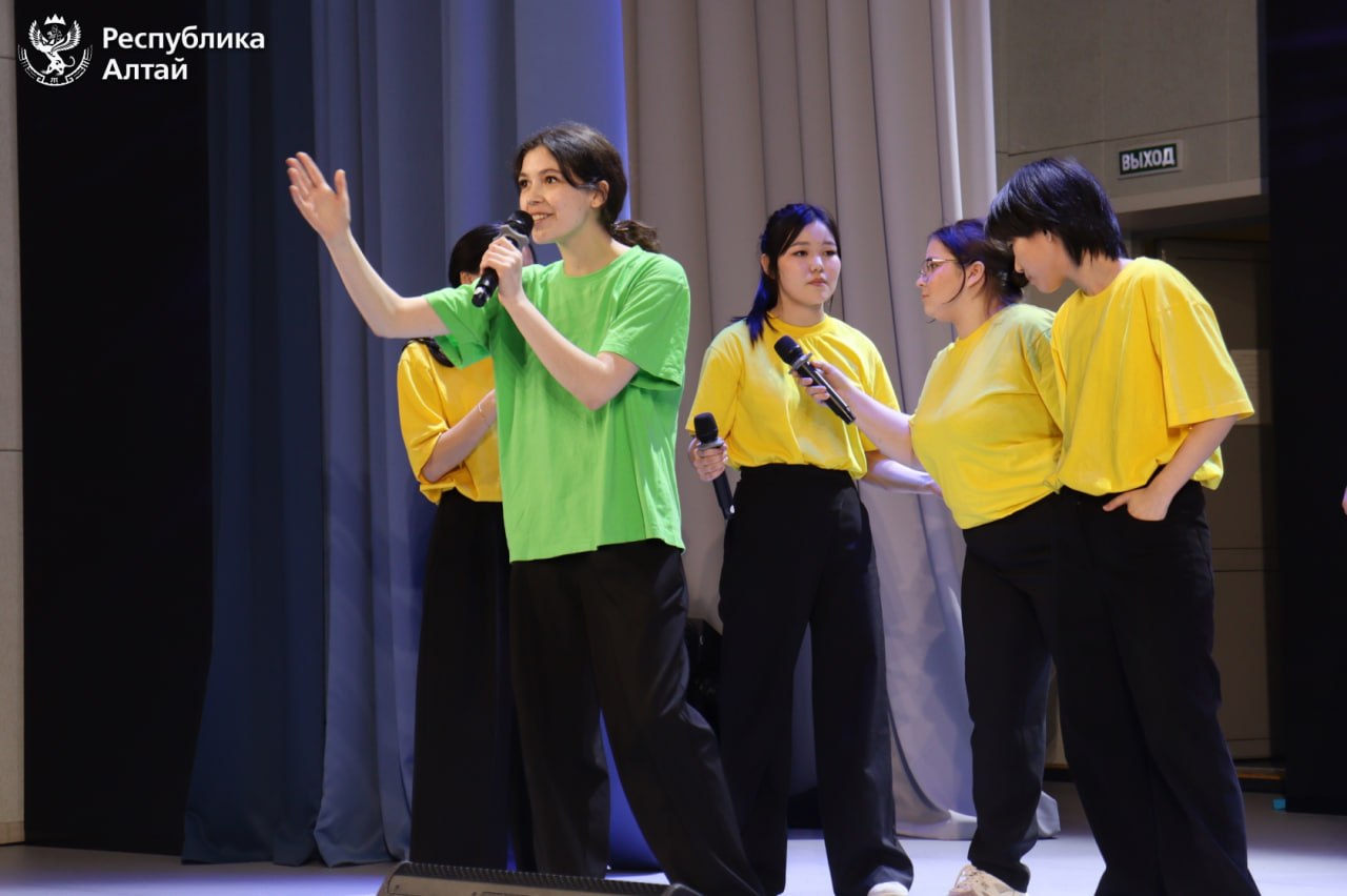 В Центре культурного развития состоялся молодежный фестиваль КВН среди образовательных организаций Горно-Алтайска В Центре культурного развития состоялся молодежный фестиваль КВН среди образовательных организаций Горно-Алтайска