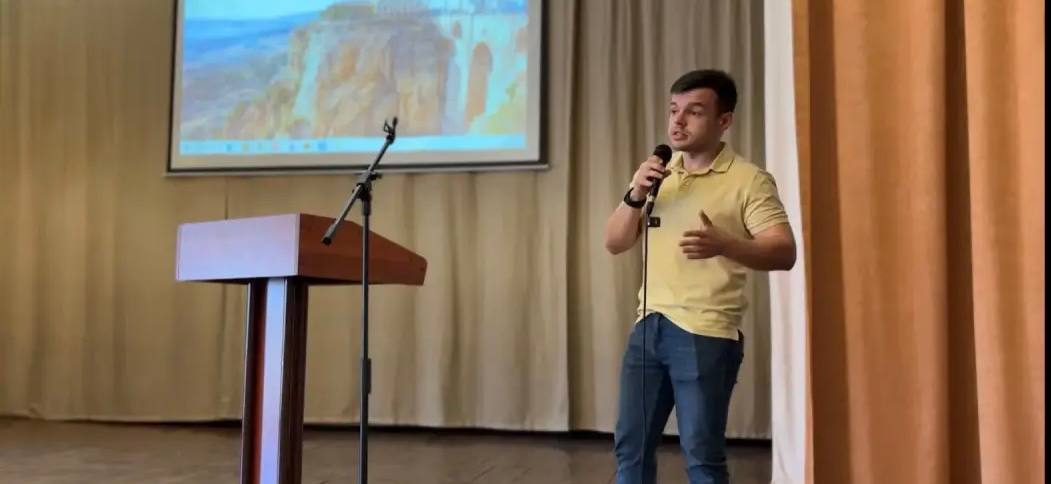 На базе медицинского колледжа начал работу специализированный учебный центр по пилотированию FPV-дронов На базе медицинского колледжа начал работу специализированный учебный центр по пилотированию FPV-дронов