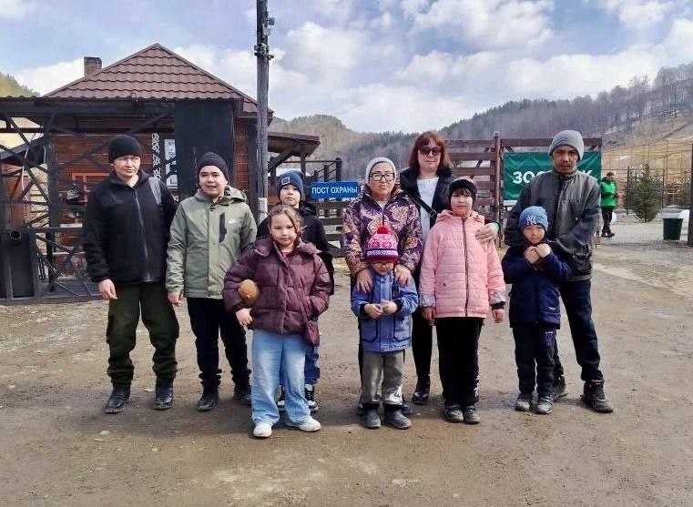 Сотрудники управления соцподдержки Шебалинского района организовали для детей с ОВЗ поездку в зоопарк "Карым" Сотрудники управления соцподдержки Шебалинского района организовали для детей с ОВЗ поездку в зоопарк "Карым"