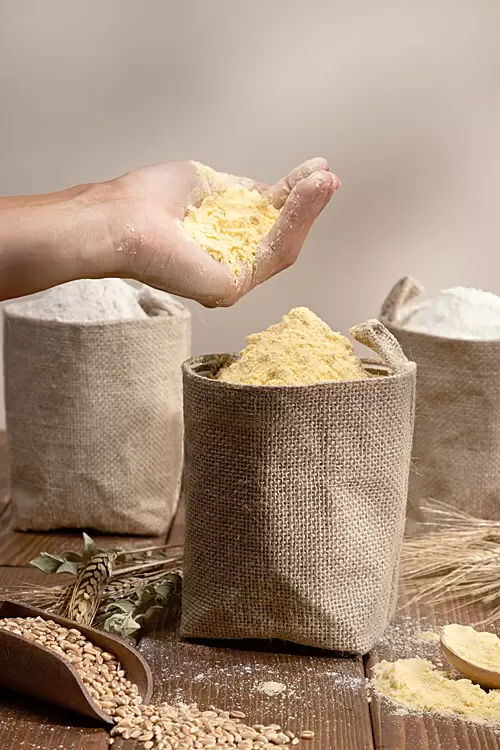 Как новые виды муки меняют мир кулинарии: от пшеницы до сверчков