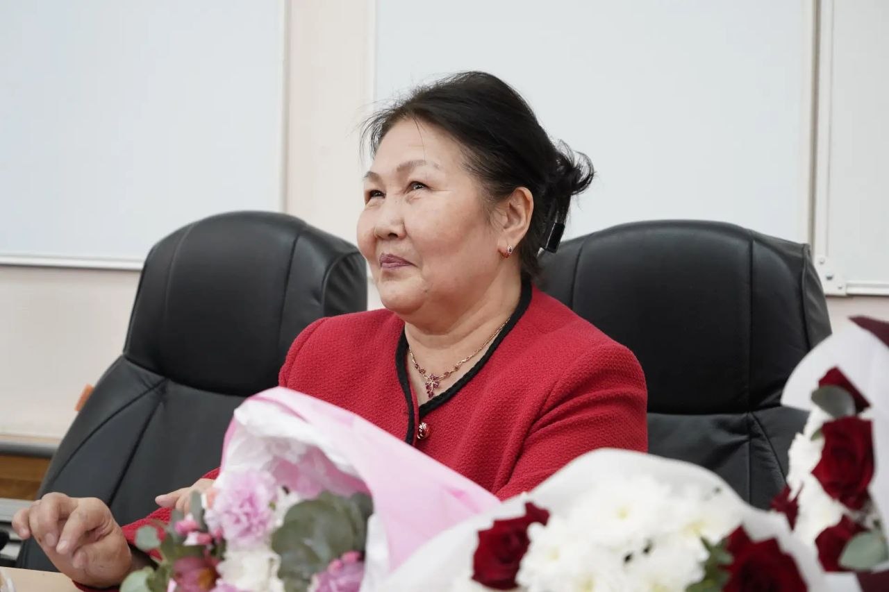 В рамках фестиваля «Книга Алтая» в ГАГУ прошла презентация монографии доктора филологических наук, доцента ГАГУ Ульяны Текеновой «Национальная идентичность прозы Дибаша Каинчина в контексте развития алтайской литературы... В рамках фестиваля «Книга Алтая» в ГАГУ прошла презентация монографии доктора филологических наук, доцента ГАГУ Ульяны Текеновой «Национальная идентичность прозы Дибаша Каинчина в контексте развития алтайской литературы...