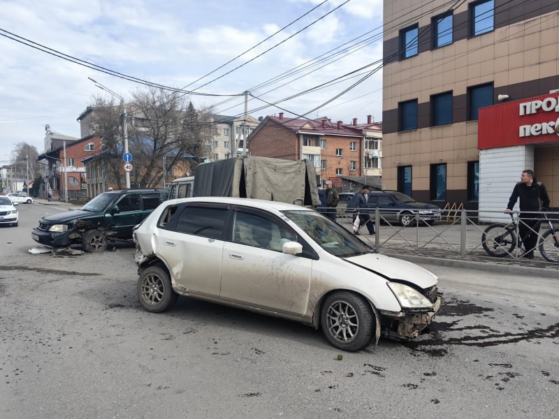 Массовое ДТП в Горно-Алтайске: виновником ДТП стал водитель ассенизаторской машины Массовое ДТП в Горно-Алтайске: виновником ДТП стал водитель ассенизаторской машины