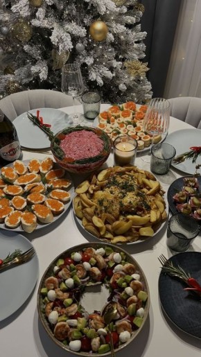 Как легко подготовить новогодний стол: идеи и советы