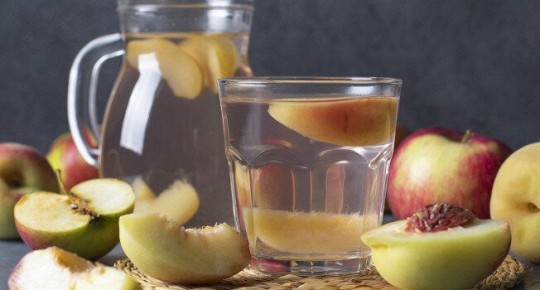 Морс против компота: в чем разница и что выбрать?