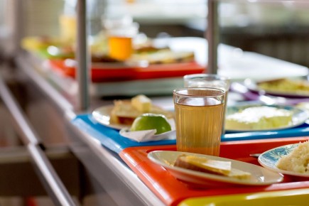 Школьные столовые снова под прицелом прокуратуры: выявлены нарушения