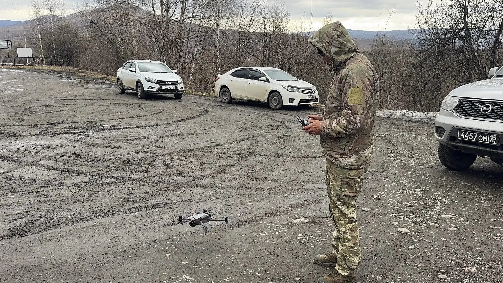 Сотрудники полиции и волонтёры продолжают поисковые мероприятия, направленные на установление местонахождения жительницы Горно-Алтайска Елены Благовещенской Сотрудники полиции и волонтёры продолжают поисковые мероприятия, направленные на установление местонахождения жительницы Горно-Алтайска Елены Благовещенской