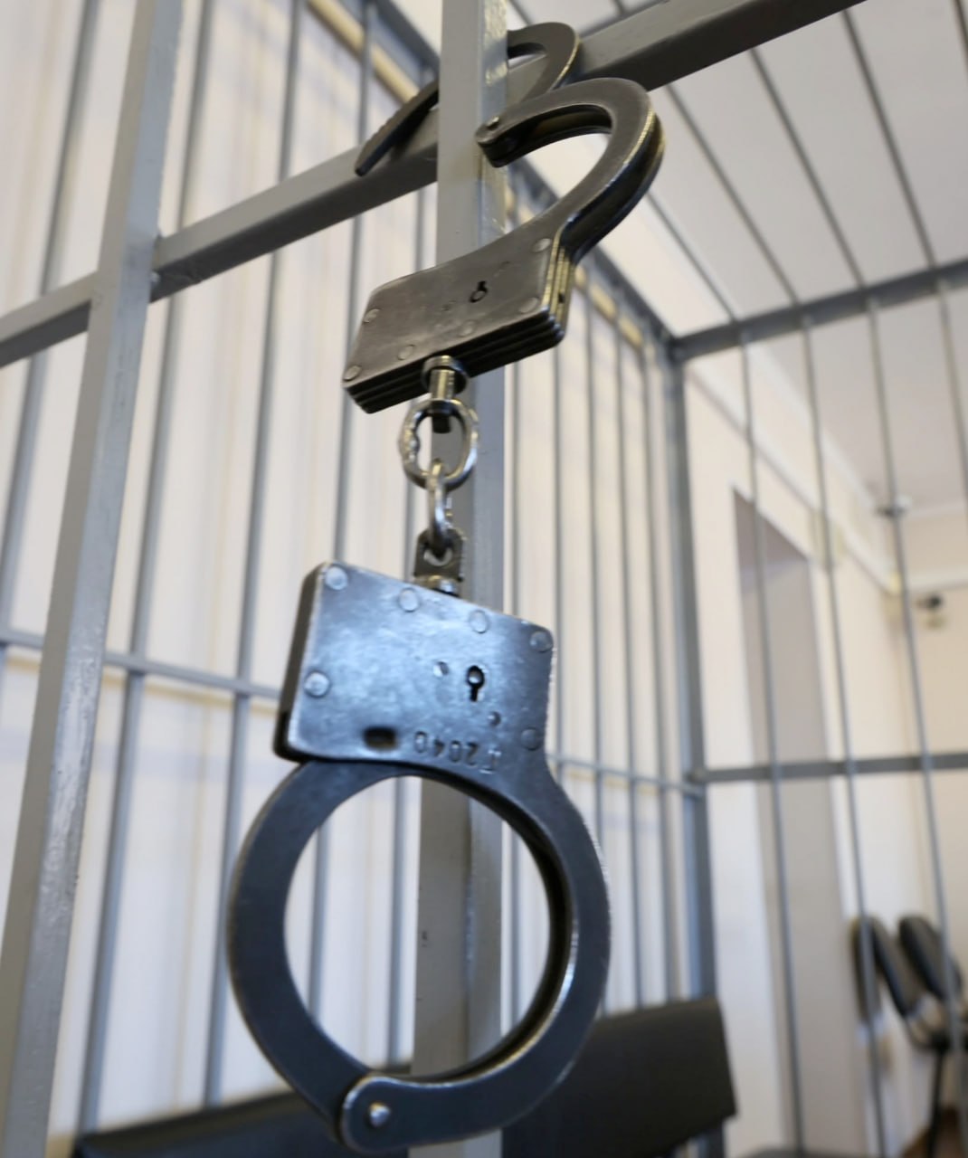 В Горно-Алтайске задержан и отправлен под стражу 16-летний подросток, сообщивший о минировании зданий правительства Республики Алтай и регионального Министерства образования