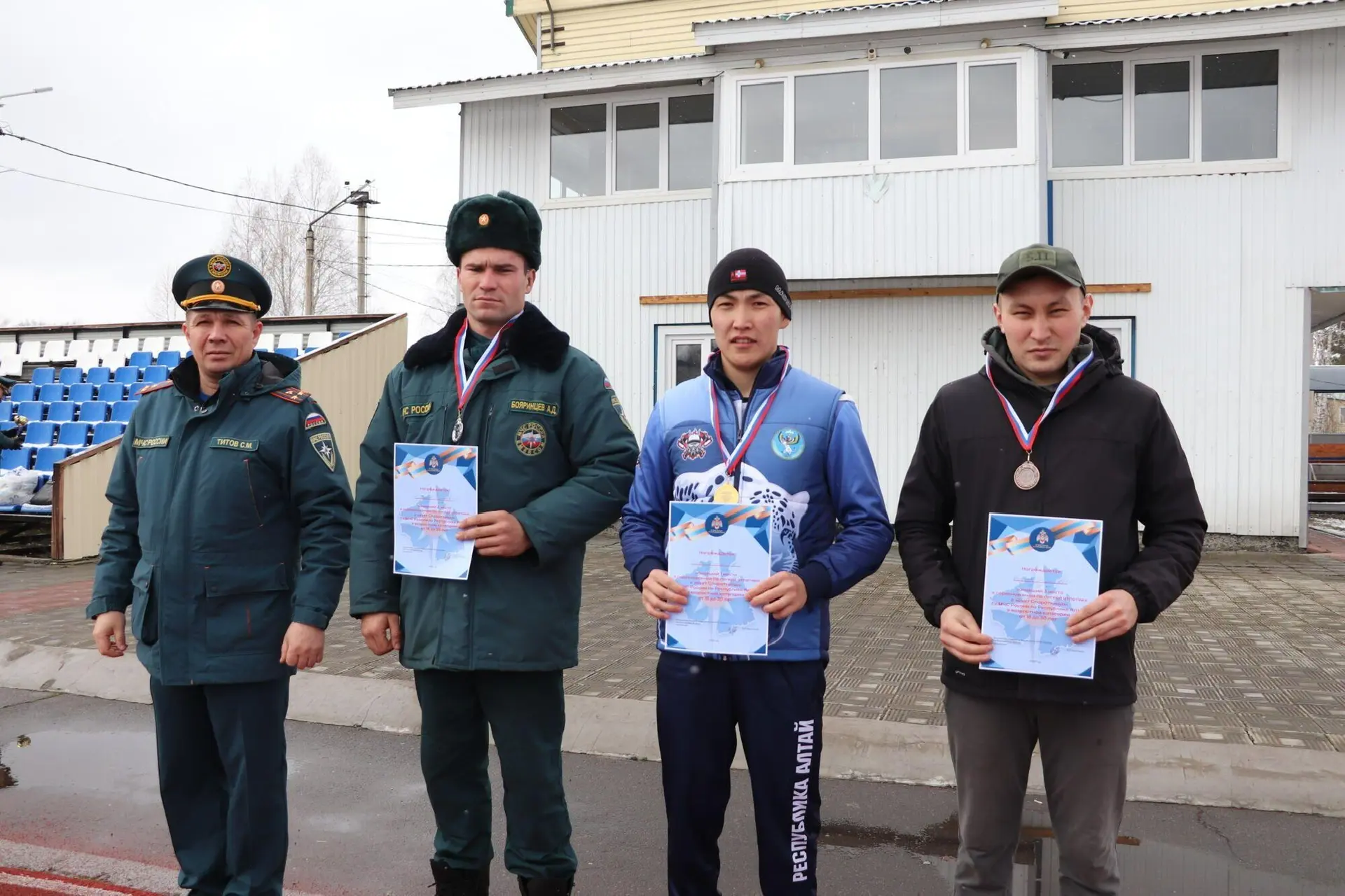 Определили самых быстрых. Сегодня на стадионе «Дружба» в селе Майма прошли соревнования по лёгкой атлетике в рамках Спартакиады Главного управления МЧС России по Республике Алтай Определили самых быстрых. Сегодня на стадионе «Дружба» в селе Майма прошли соревнования по лёгкой атлетике в рамках Спартакиады Главного управления МЧС России по Республике Алтай