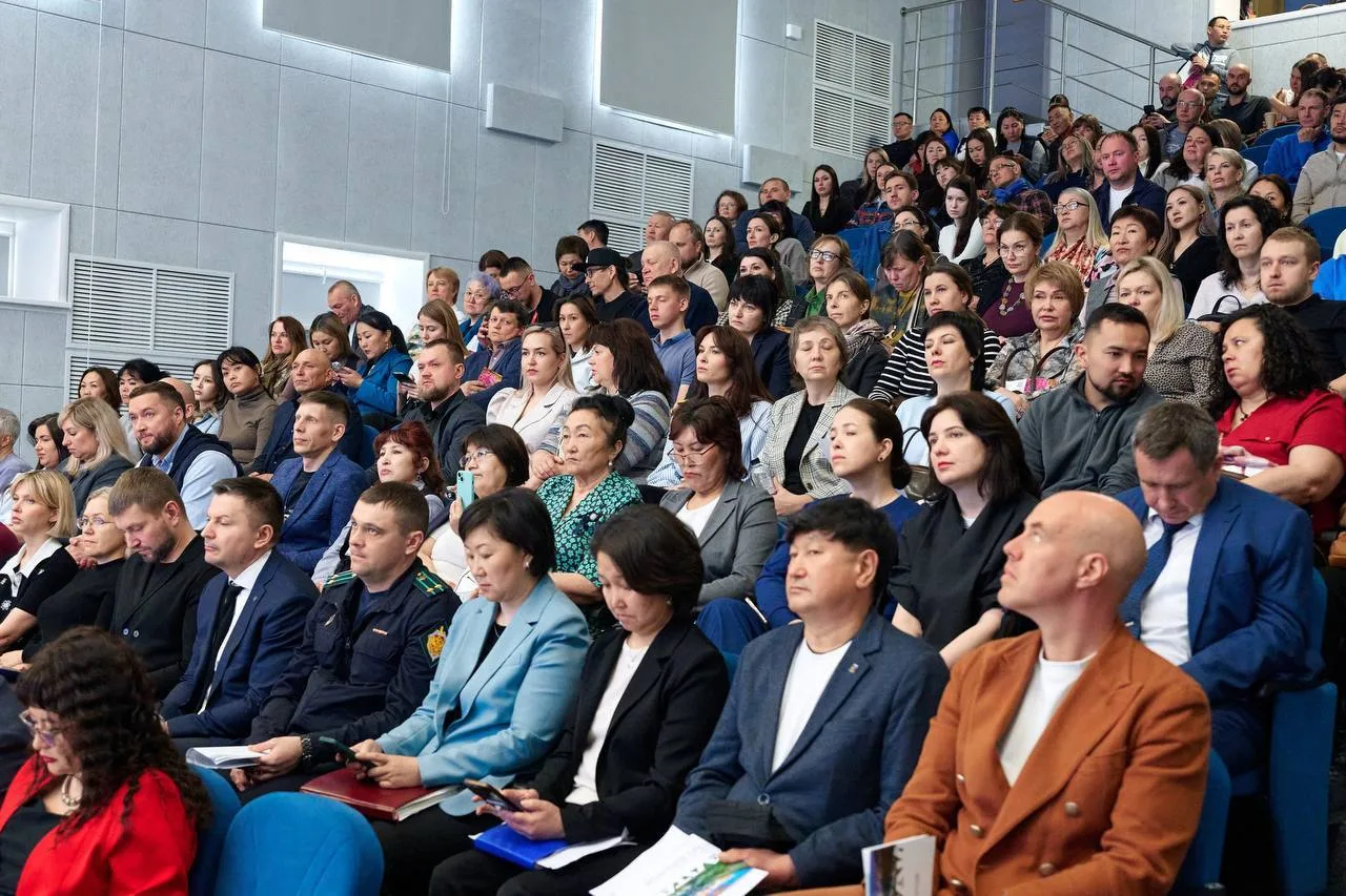 В Республике Алтай готовятся к летнему туристическому сезону В Республике Алтай готовятся к летнему туристическому сезону