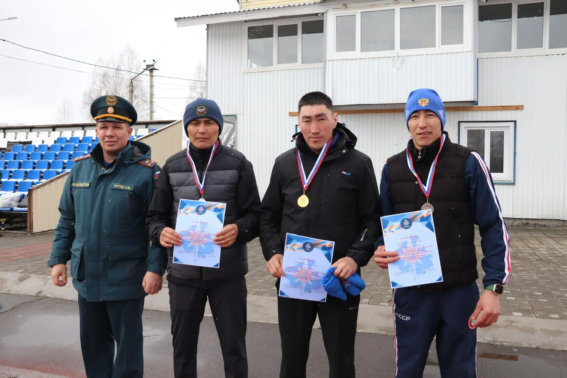 Определили самых быстрых. Сегодня на стадионе «Дружба» в селе Майма прошли соревнования по лёгкой атлетике в рамках Спартакиады Главного управления МЧС России по Республике Алтай Определили самых быстрых. Сегодня на стадионе «Дружба» в селе Майма прошли соревнования по лёгкой атлетике в рамках Спартакиады Главного управления МЧС России по Республике Алтай