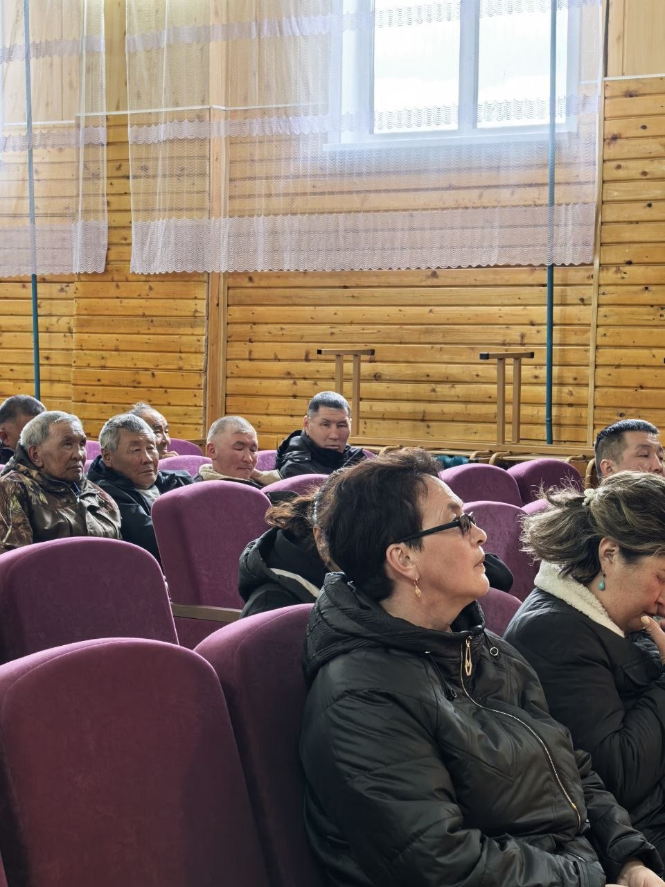 В сёлах Паспарта и Балыктуюль Улаганского района прошли сходы граждан В сёлах Паспарта и Балыктуюль Улаганского района прошли сходы граждан