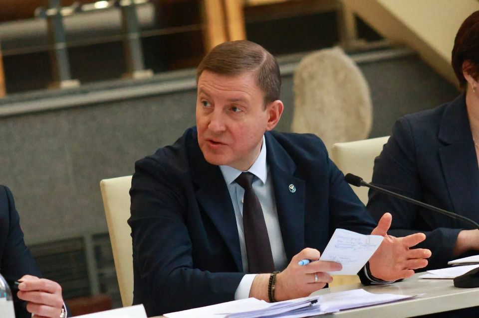 ���������� ����� ��������� � ������� ���������� � ��������� �����