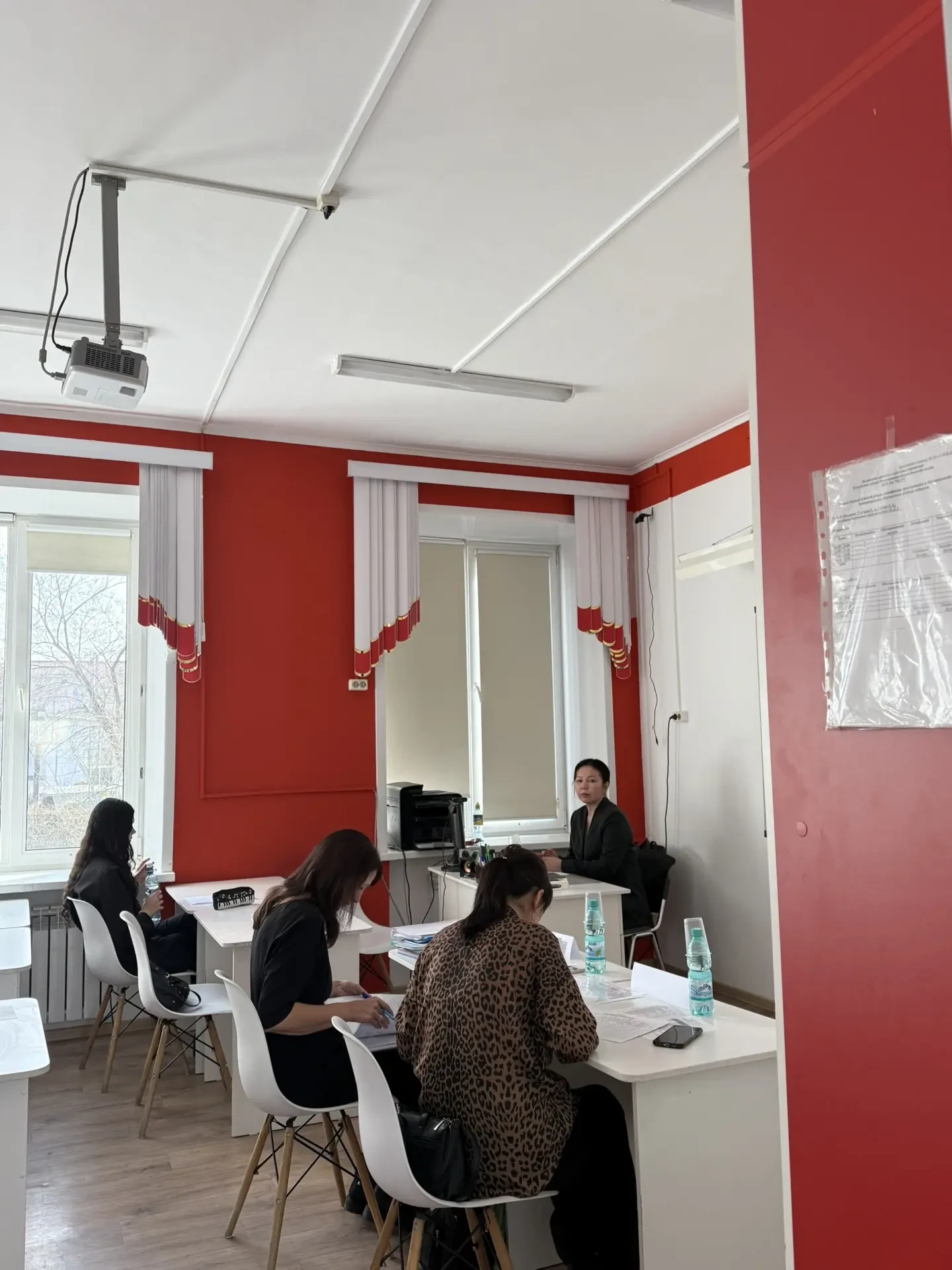 В Республиканском классическом лицее дан старт 18-й межрегиональной конференции старшеклассников «Знание