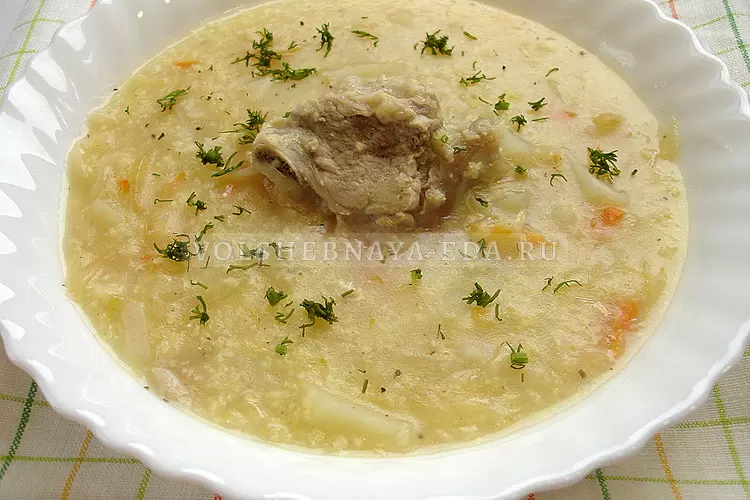 Капустняк: традиционный украинский суп с оригинальным вкусом