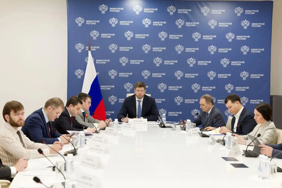 На штабе Правкомиссии по региональному развитию обсудили вопросы жилищного строительства, восстановления прав пострадавших граждан – участников долевого строительства, дорожной деятельности, а также исполнения...