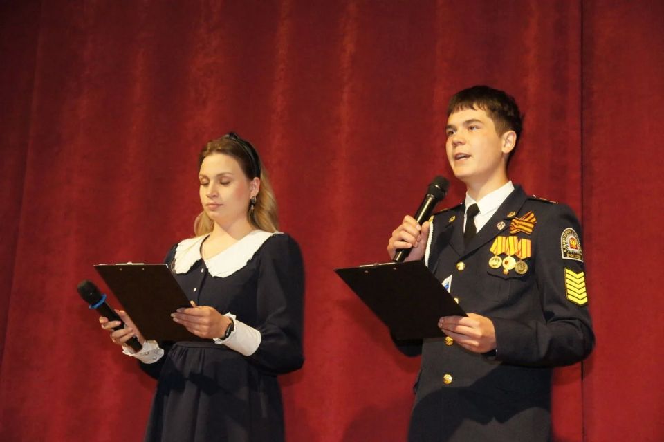 «Таланты и поклонники»: в Горно-Алтайске подвели итоги фестиваля художественной самодеятельности среди учащихся и педагогов городских школ «Таланты и поклонники»: в Горно-Алтайске подвели итоги фестиваля художественной самодеятельности среди учащихся и педагогов городских школ