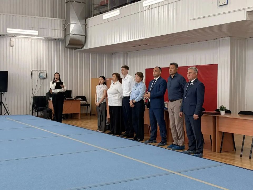 В Горно-Алтайске прошло Первенство города по спортивной акробатике, посвященное году Единства народов России В Горно-Алтайске прошло Первенство города по спортивной акробатике, посвященное году Единства народов России