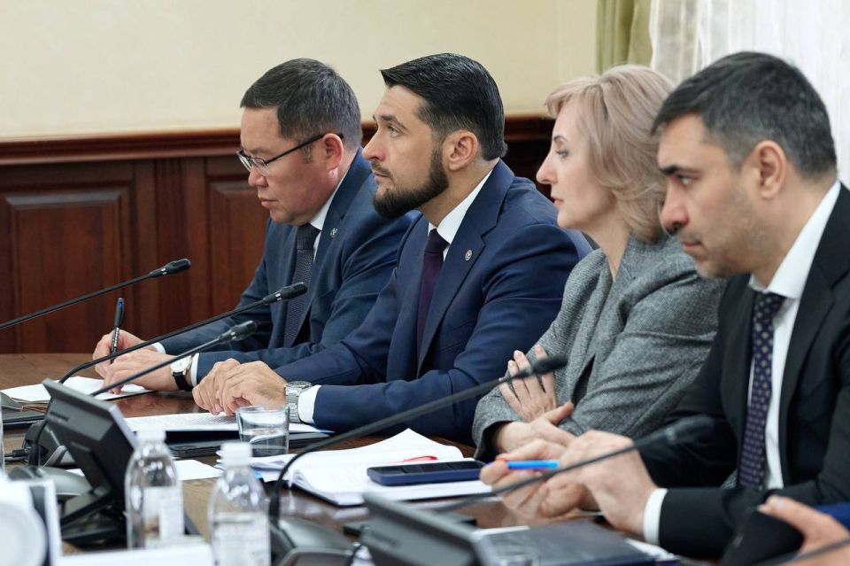 Александр Прокопьев: В рамках заседания Правительства Республики Алтай обсудили совершенствование работы с инвесторами Александр Прокопьев: В рамках заседания Правительства Республики Алтай обсудили совершенствование работы с инвесторами