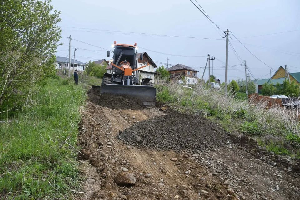 Выполняем ремонт дорог в Горно-Алтайске Выполняем ремонт дорог в Горно-Алтайске