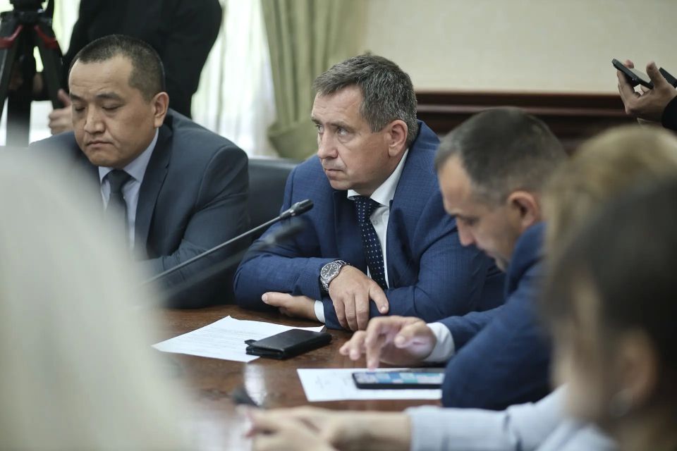 Андрей Турчак: Провели очередное заседание Правительства Андрей Турчак: Провели очередное заседание Правительства