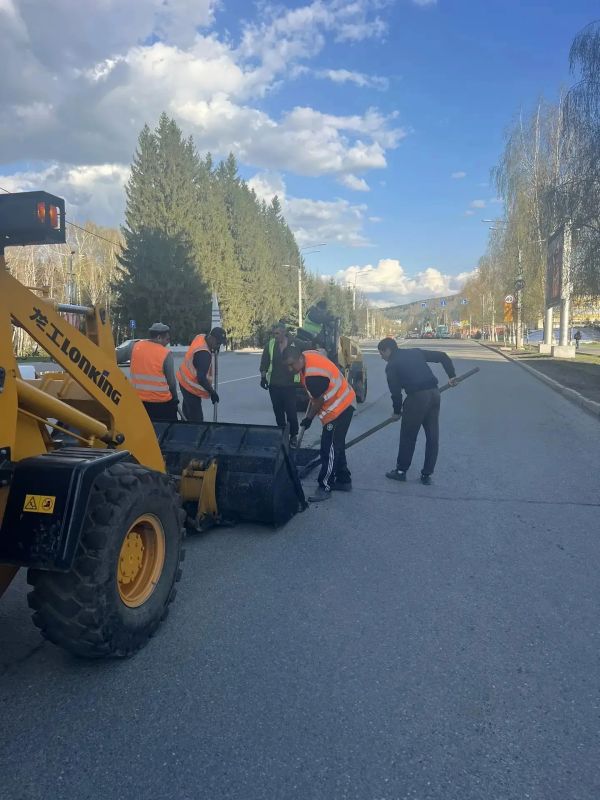 Выполняем ремонт дорог в Горно-Алтайске Выполняем ремонт дорог в Горно-Алтайске