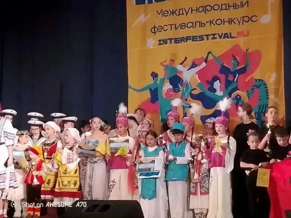 Хореографический коллектив «Овация» из Кош-Агачского района выступил на конкурсах в Москве и Санкт-Петербурге Хореографический коллектив «Овация» из Кош-Агачского района выступил на конкурсах в Москве и Санкт-Петербурге
