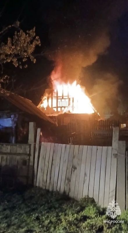 В селе Усть-Кан на пожаре погиб мужчина