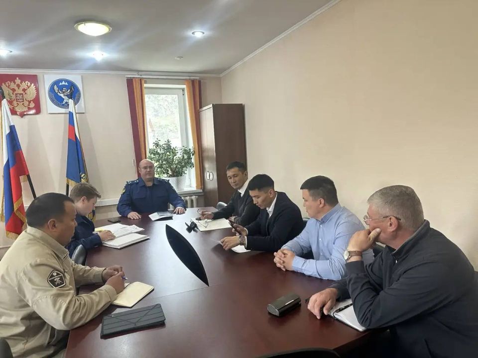 На контроле прокурора Чемальского района находится строительство объектов социальной инфраструктуры в с. Элекмонар На контроле прокурора Чемальского района находится строительство объектов социальной инфраструктуры в с. Элекмонар
