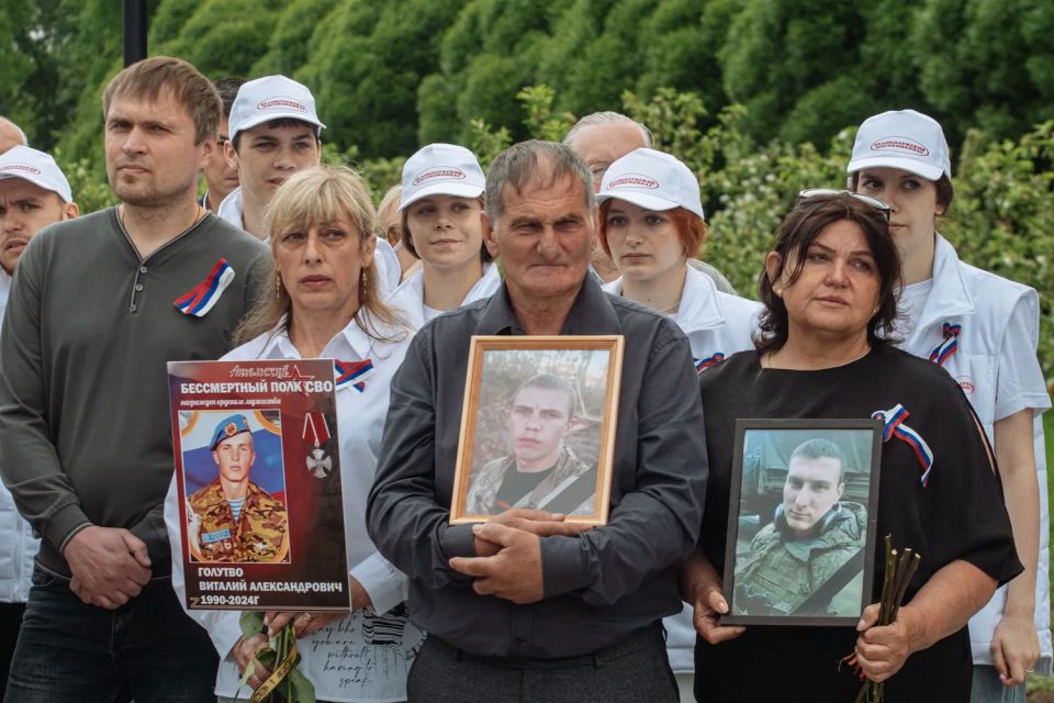 Андрей Турчак: «Нет больше той любви, как если кто положит душу свою за друзей своих» Андрей Турчак: «Нет больше той любви, как если кто положит душу свою за друзей своих»