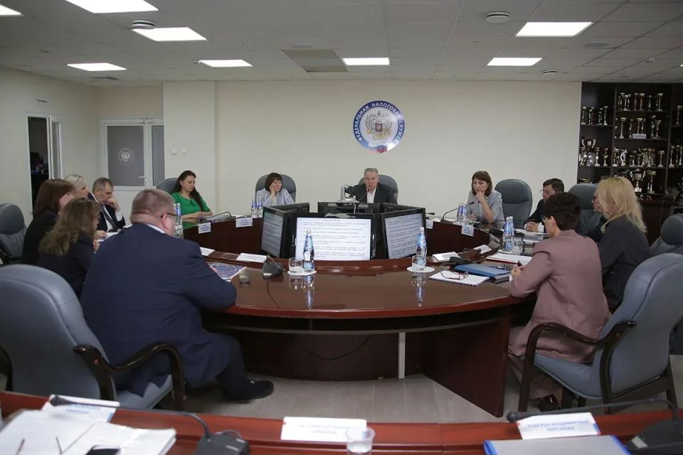 Способы обеления экономики обсудили на коллегии УФНС России по Алтайскому краю Способы обеления экономики обсудили на коллегии УФНС России по Алтайскому краю