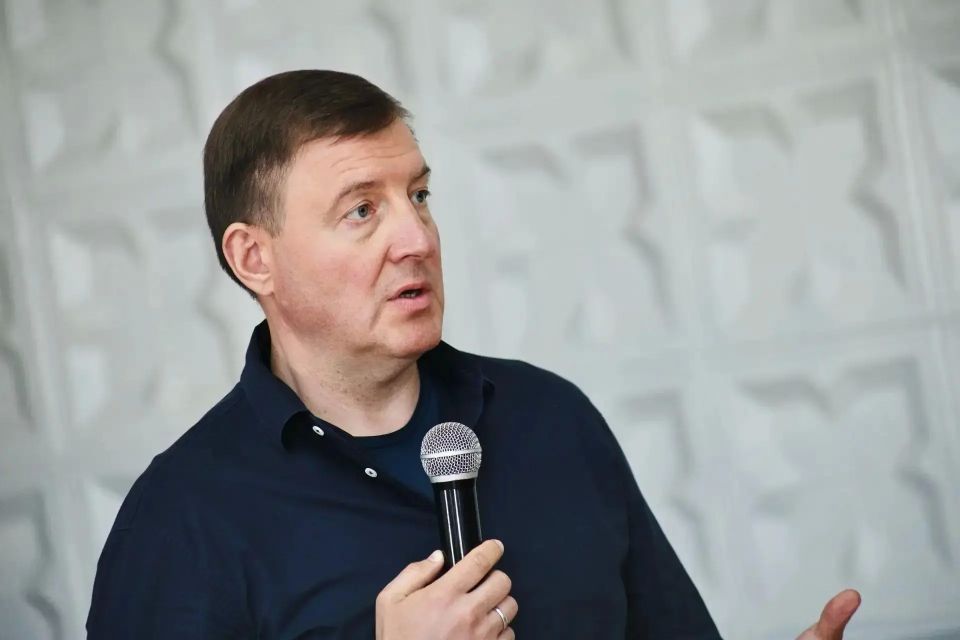 Глава Республики Алтай Андрей Турчак провел рабочую встречу в Онгудае