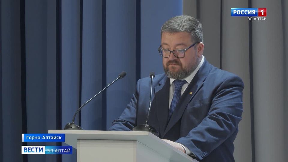 В Горно-Алтайске торжественно отметили трехлетие фонда «Защитники Отечества»