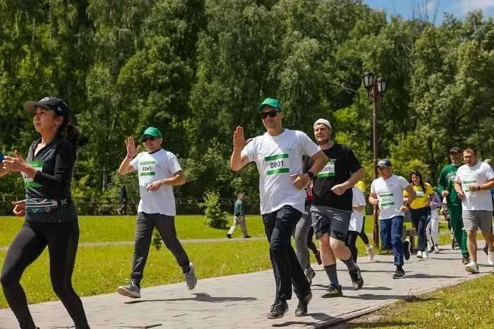 Команда курорта «Манжерок» на старте «Зелёного марафона» Команда курорта «Манжерок» на старте «Зелёного марафона»