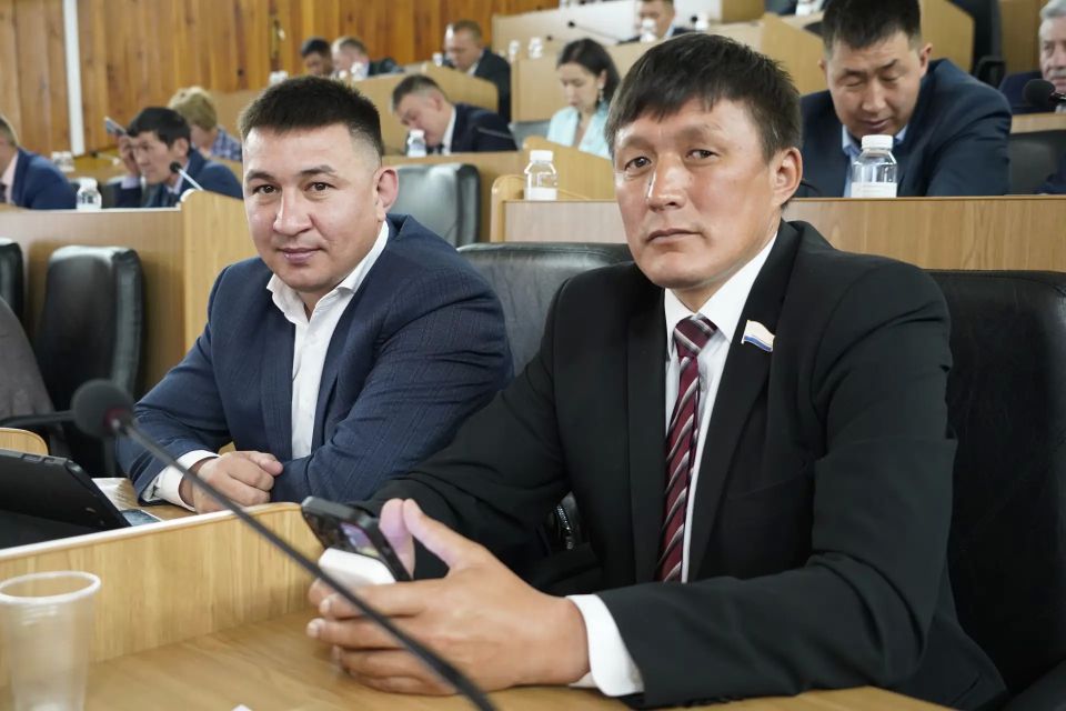 На сессии Госсобрания – Эл Курултай приняты изменения в закон о республиканском бюджете На сессии Госсобрания – Эл Курултай приняты изменения в закон о республиканском бюджете