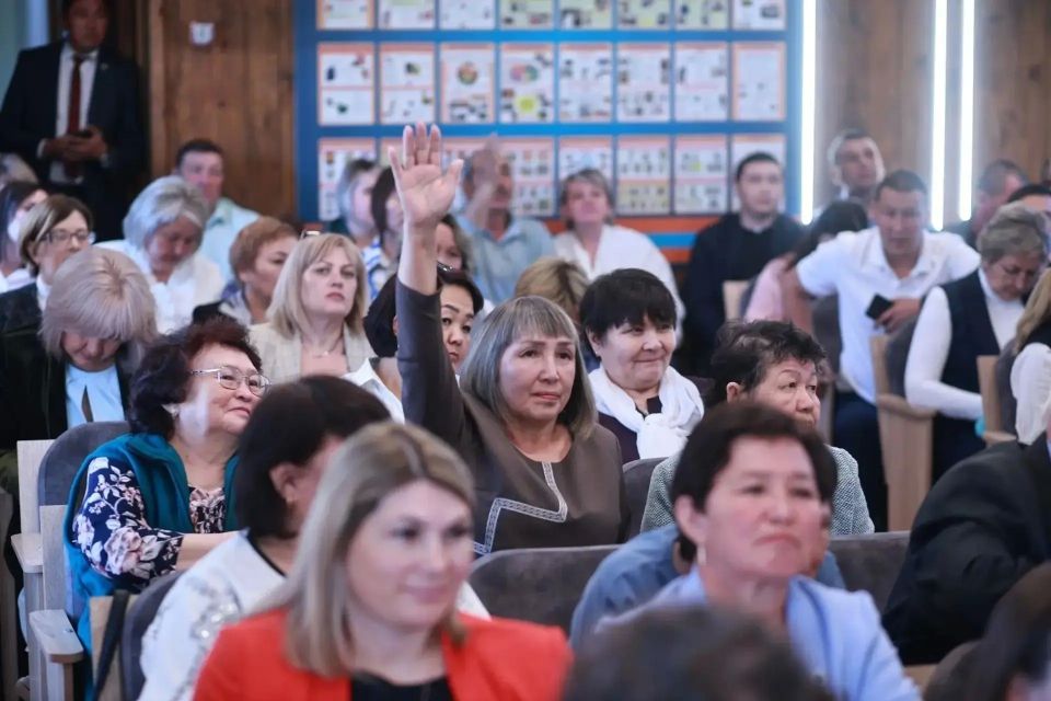 В Шебалино обсудили развитие спортивной инфраструктуры В Шебалино обсудили развитие спортивной инфраструктуры