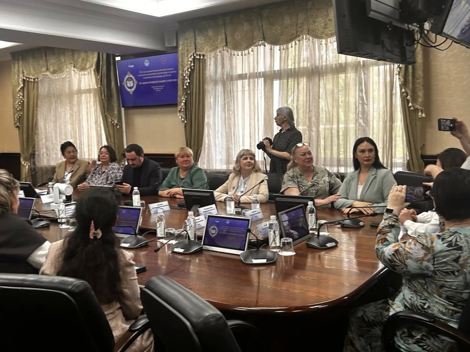 «За нравственный подвиг учителя» «За нравственный подвиг учителя»