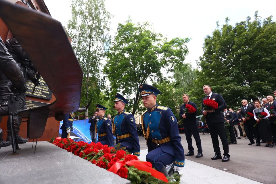 Андрей Турчак: Прошло ровно три года со дня, когда бригада аэроразведки «ГРОМ Каскад» понесла свои первые потери Андрей Турчак: Прошло ровно три года со дня, когда бригада аэроразведки «ГРОМ Каскад» понесла свои первые потери